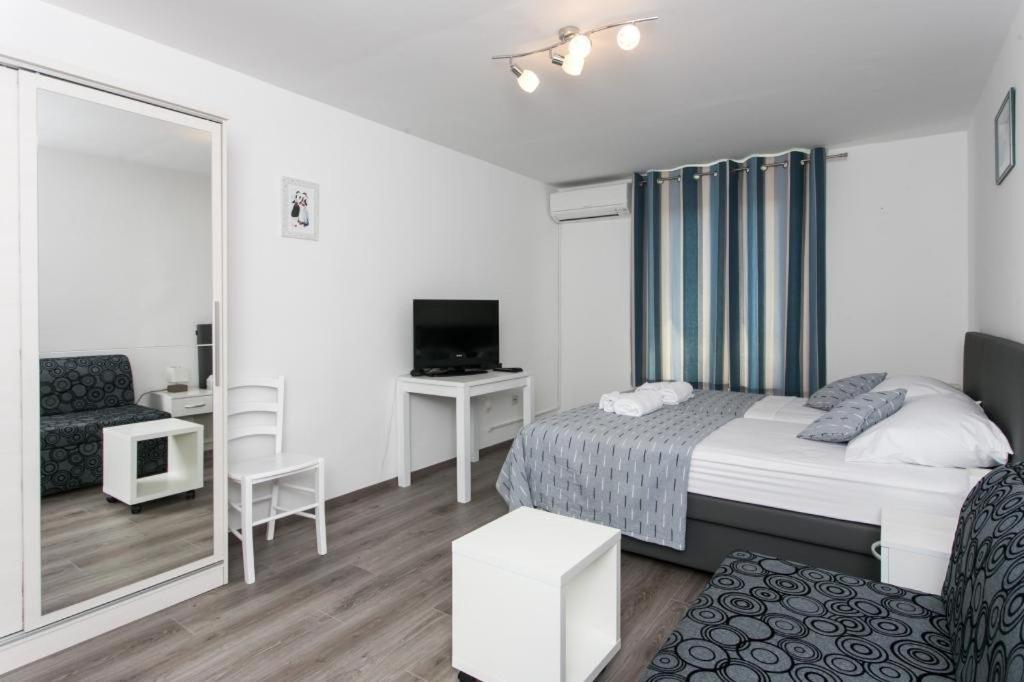 Apartment Tetepave Ragusa Esterno foto